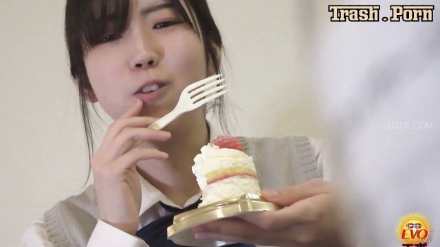 EE-667 自家製下痢漏れ Homemade Diarrhea Leak Part 3