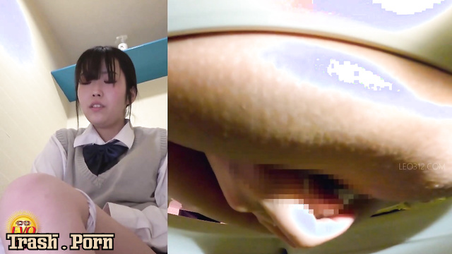 EE-667 自家製下痢漏れ Homemade Diarrhea Leak Part 3