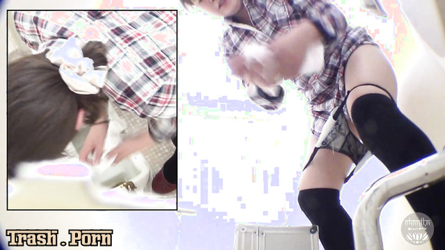 DFBD-01 Forced stool due toilet blockage