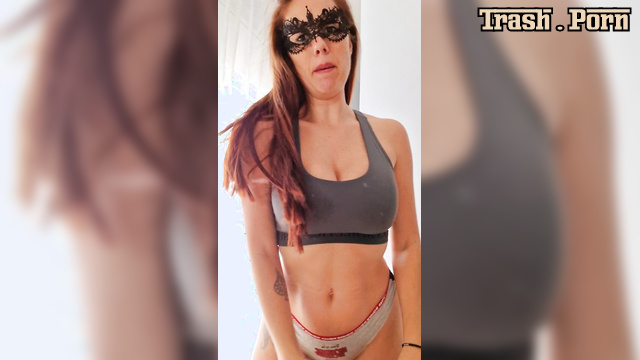 Sweetlily84 – Scat 155 Scat in my panties