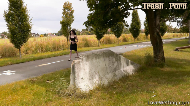 LoveWetting - Bonus with Billie Star 2 pissing in public