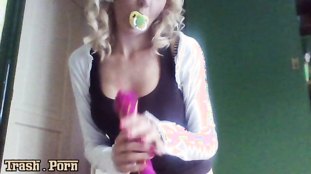 Age regression is so sexy with mess in a nappy, ArielBlack