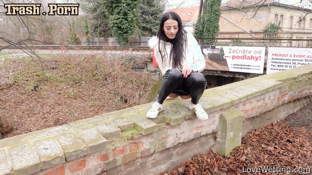 LoveWetting - Bonus with Silvia Black 3