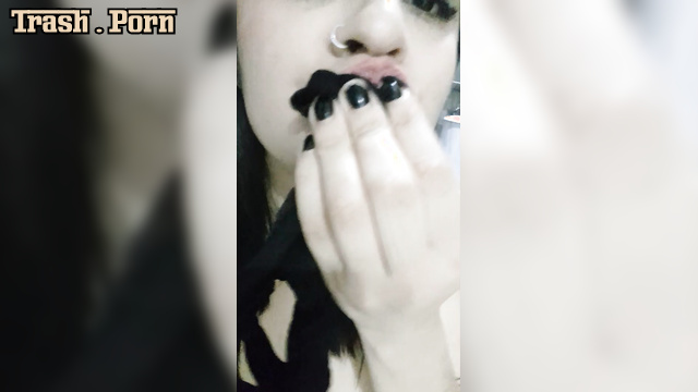 Lots of warm pee and shit in her mouth / toilet solo