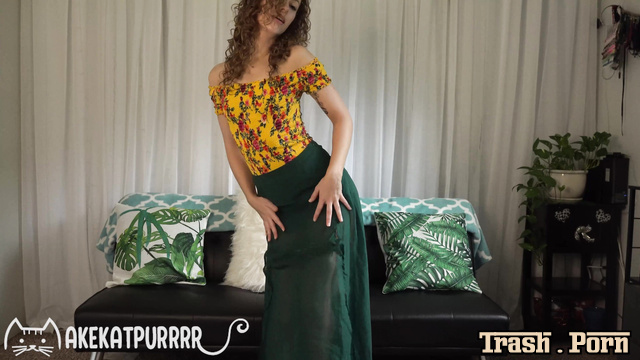 MakeKatPurrrr – Stripping Shitting Vol  3