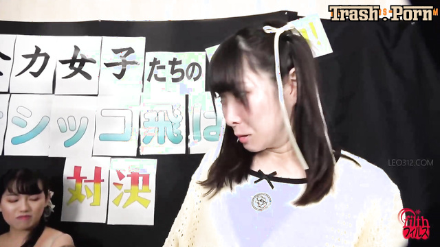 Filth - FF-689 女子小便スプラッシュ対決