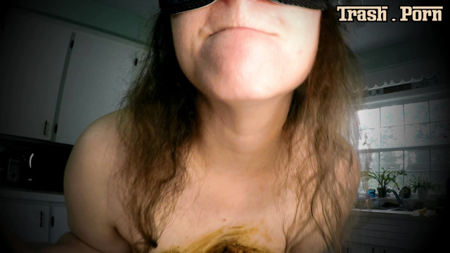 LoveRachelle2 – Taste Testing Saved Shit