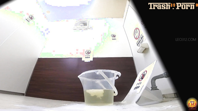 Evo - EE-798 機能していないトイレの放尿バケツ