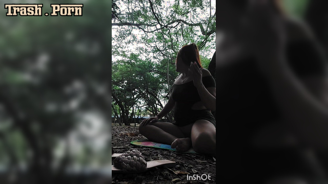 Quick urinating and smoking in the park (Sarathonson)