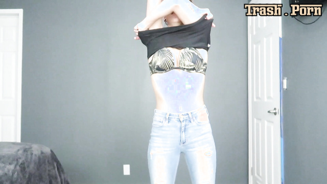 Liz Raw cumed in her piss soaked panties (funny solo)