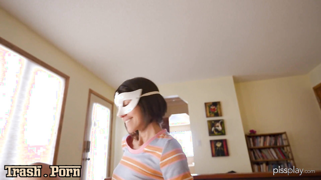 She pissed on his dick after blowjob / Morgan close up
