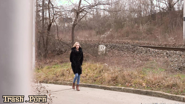 LoveWetting - Outdoors Pissing Bonus with Sisi Part 2