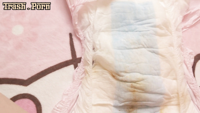 Games with dirty diapers (PooGirlSofia rubbing her clit against the shit)