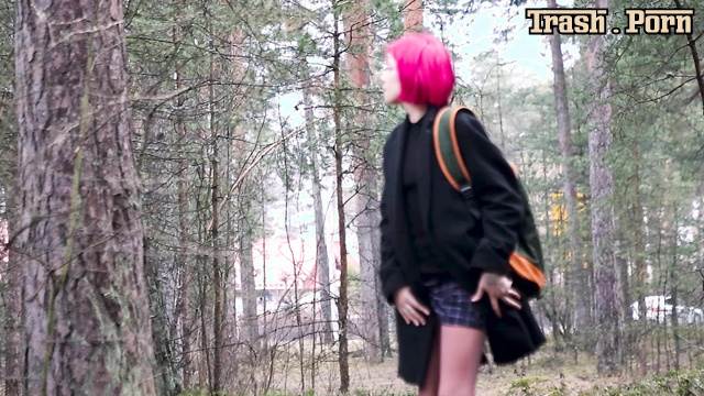 It's better to pee outside than in a school toilet