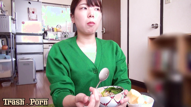 JP Fetish Merchant prayed before dinner so she wouldn't shit herself