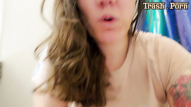 She explained in clear terms why everyone should see her shit, Lucy Skye