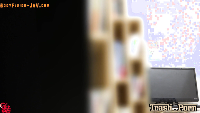 Jadenet - ﻿FF-527 Japanese Defecation Piss and Shit in the Office Toilet