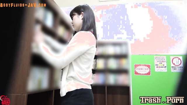 Cute asian girl pooped and then pissed on her shit
