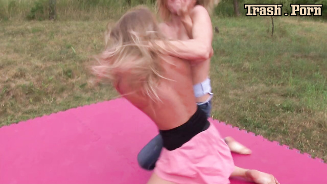 Babes fighting outdoor (whoever wins will sit on her face) Eva & Andy
