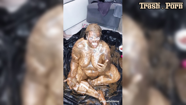 Naked JanineExtreme gave out such a pile of shit that no one expected it