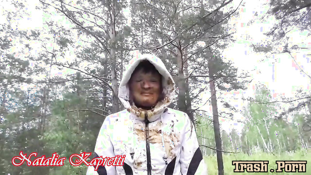 Natalia Kapretti pooped and pissed in the forest, look what she did with it