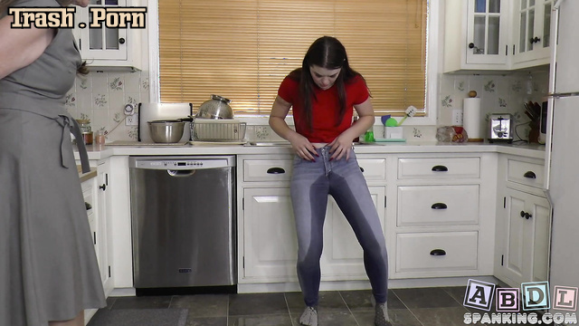 Babe wet herself and her grannny spanked her for it (Anastasia)