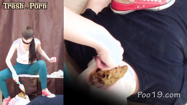 Slave swallowing menstruation with shit - Smelly Milana