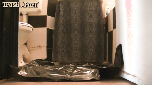 Diarrhea feeding in the bathroom with Mistress Anita
