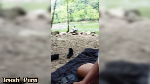 UniQueen21 wanted to poop outdoors, but she couldn't do it